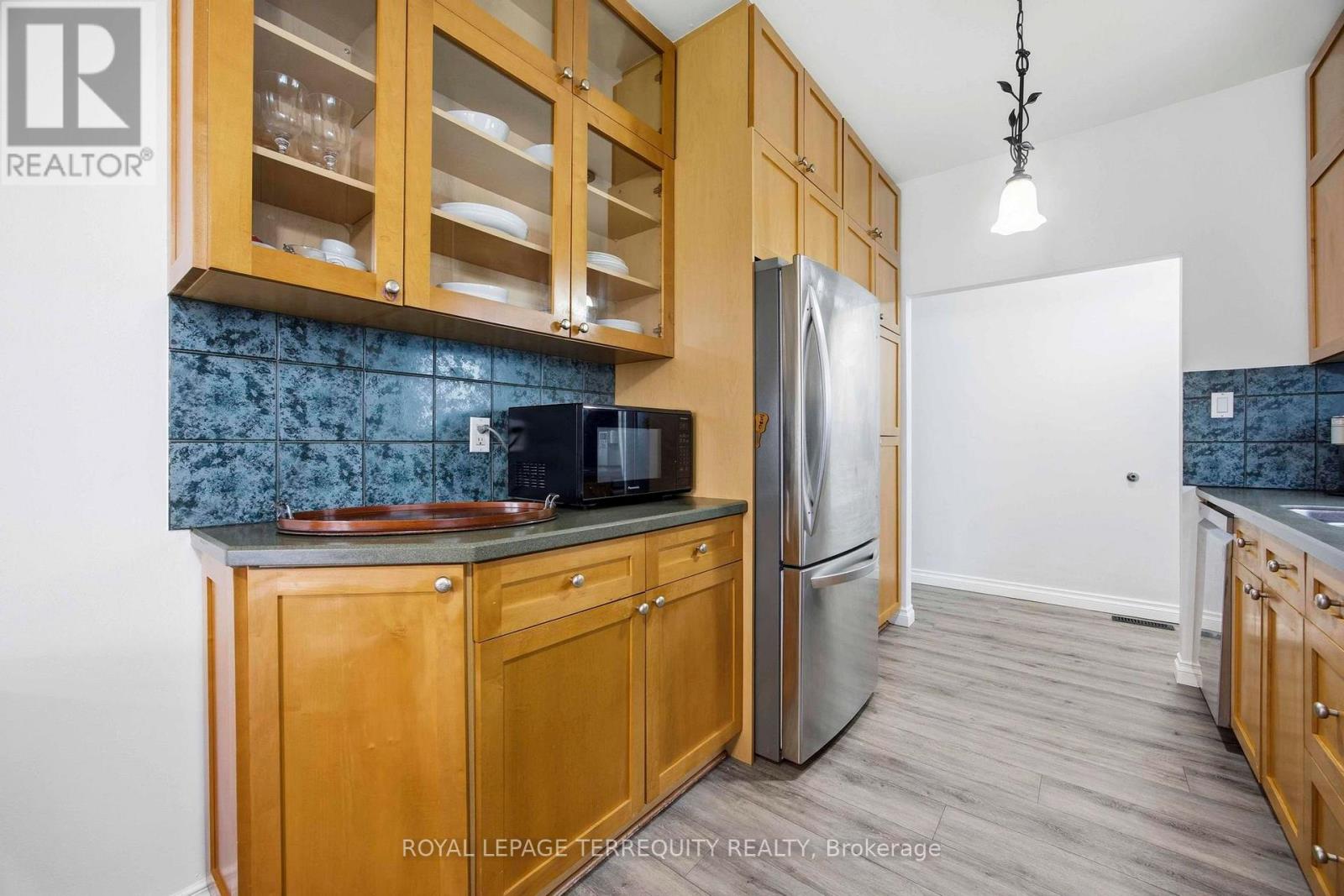 971 Oklahoma Drive, Pickering, Ontario  L1W 2H8 - Photo 17 - E13706292