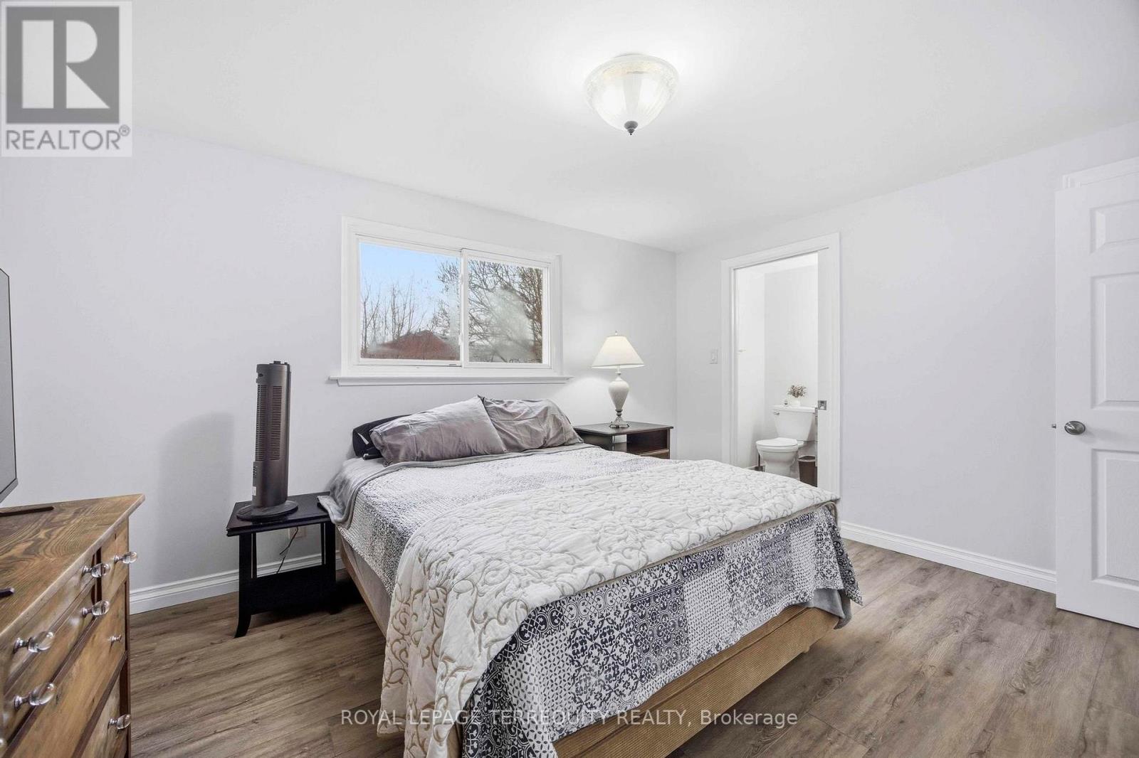 971 Oklahoma Drive, Pickering, Ontario  L1W 2H8 - Photo 22 - E13706292