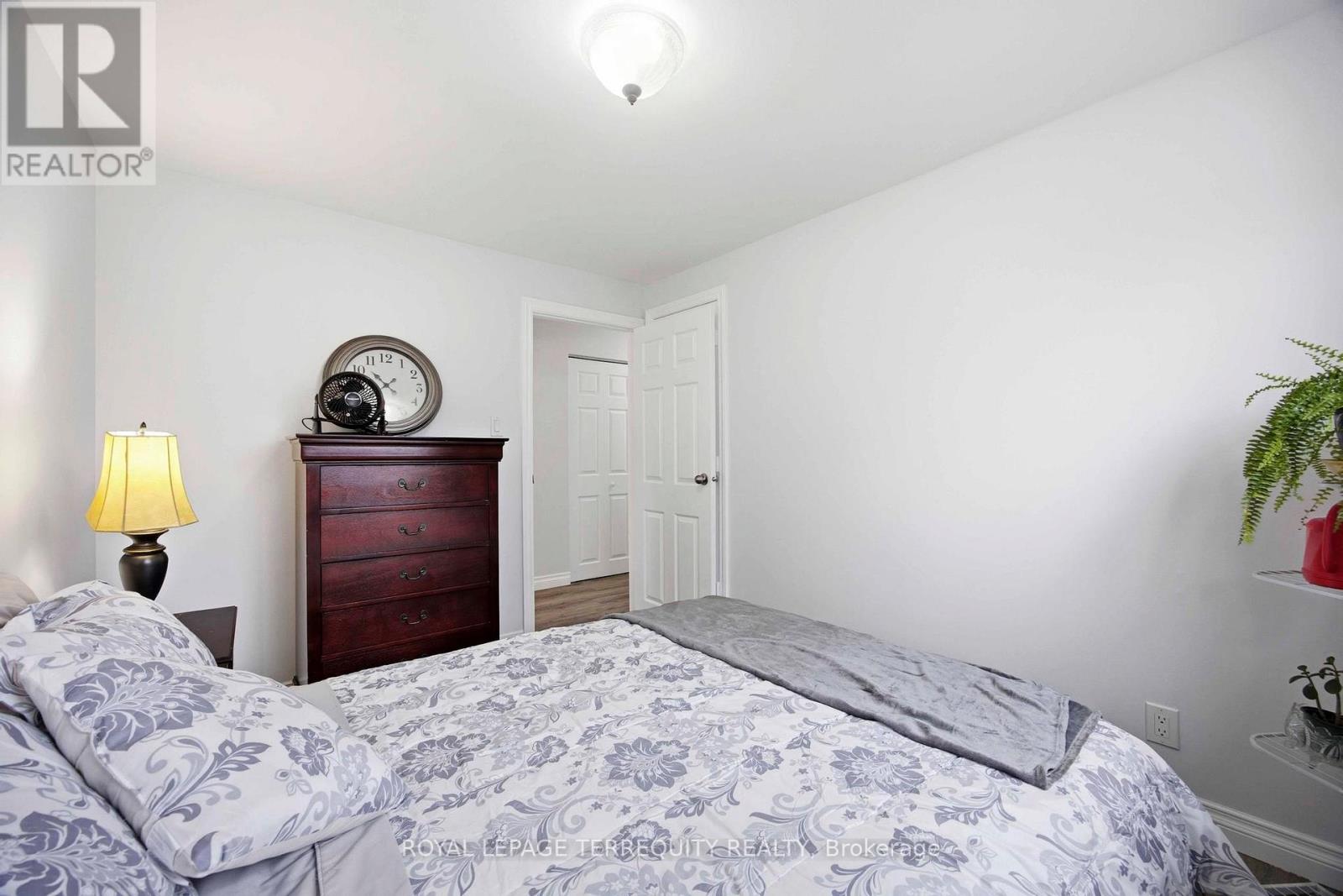 971 Oklahoma Drive, Pickering, Ontario  L1W 2H8 - Photo 25 - E13706292