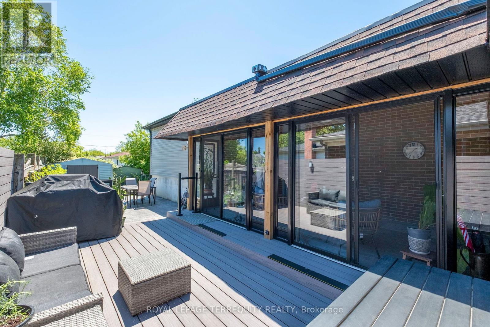 971 Oklahoma Drive, Pickering, Ontario  L1W 2H8 - Photo 35 - E13706292