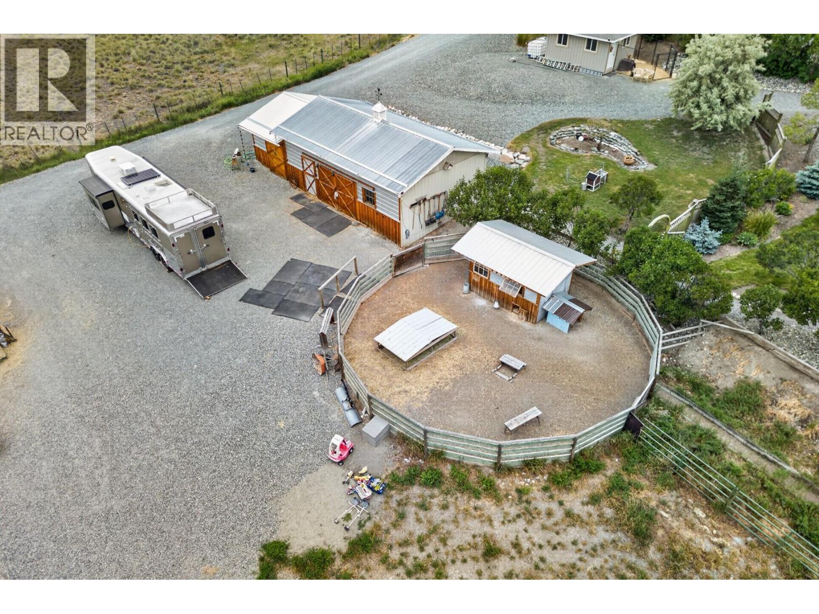 1373 Miller Road, Merritt, British Columbia  V1K 1N6 - Photo 3 - 10391167