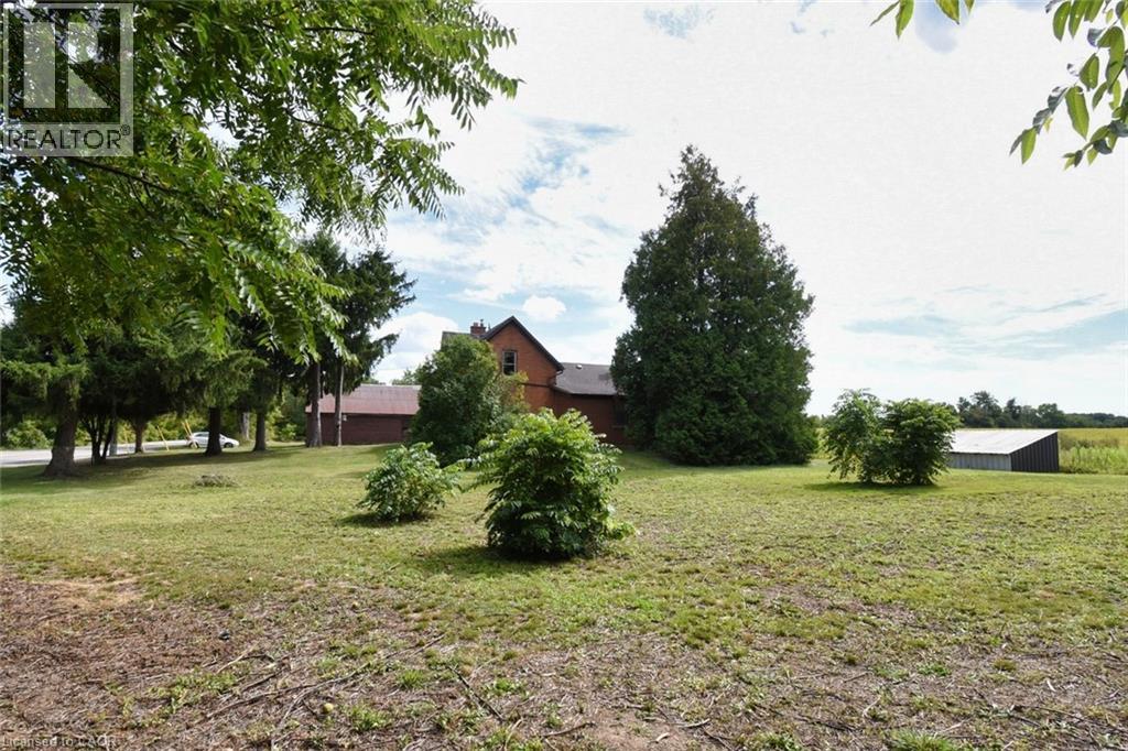 8125 Dickenson Road E, Mount Hope, Ontario  L0R 1W0 - Photo 24 - 40768143