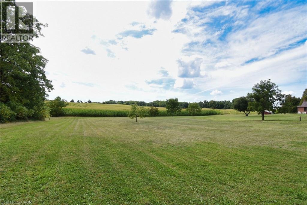 8125 Dickenson Road E, Mount Hope, Ontario  L0R 1W0 - Photo 17 - 40768143