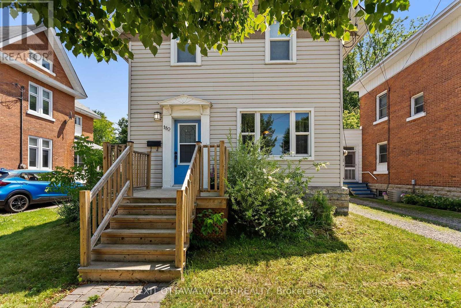 180 Mary Street, Pembroke, Ontario  K8A 5V6 - Photo 1 - X13706092