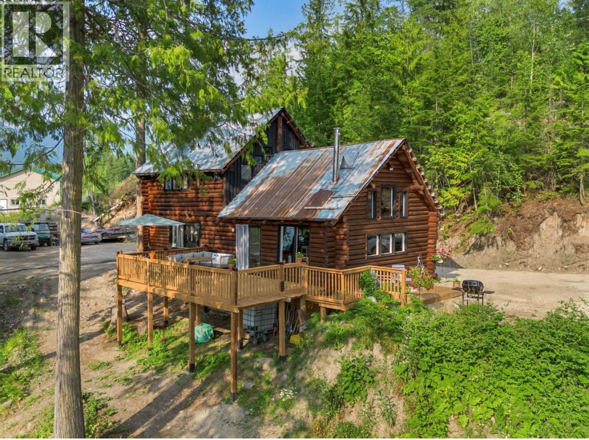 760 Kangaroo Trail, Nakusp, British Columbia V0G 1R0 - Photo 29 - 10395943