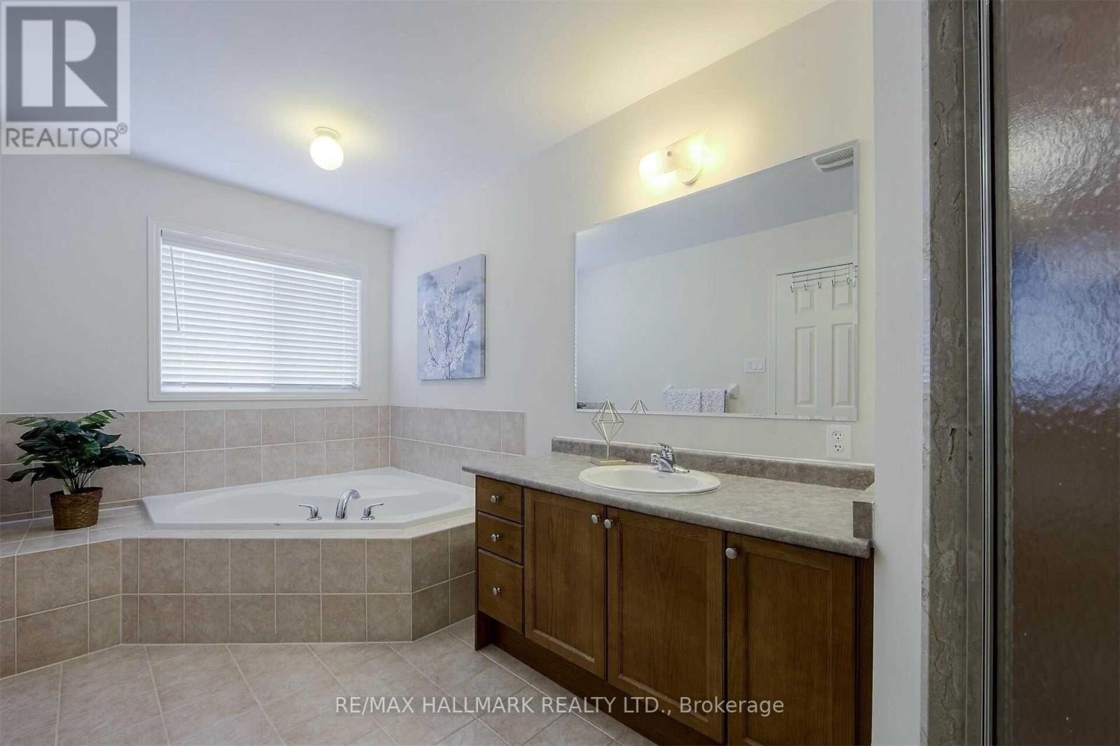 309 Golden Orchard Road, Vaughan (Patterson), Ontario  L6A 0N5 - Photo 18 - N13706034