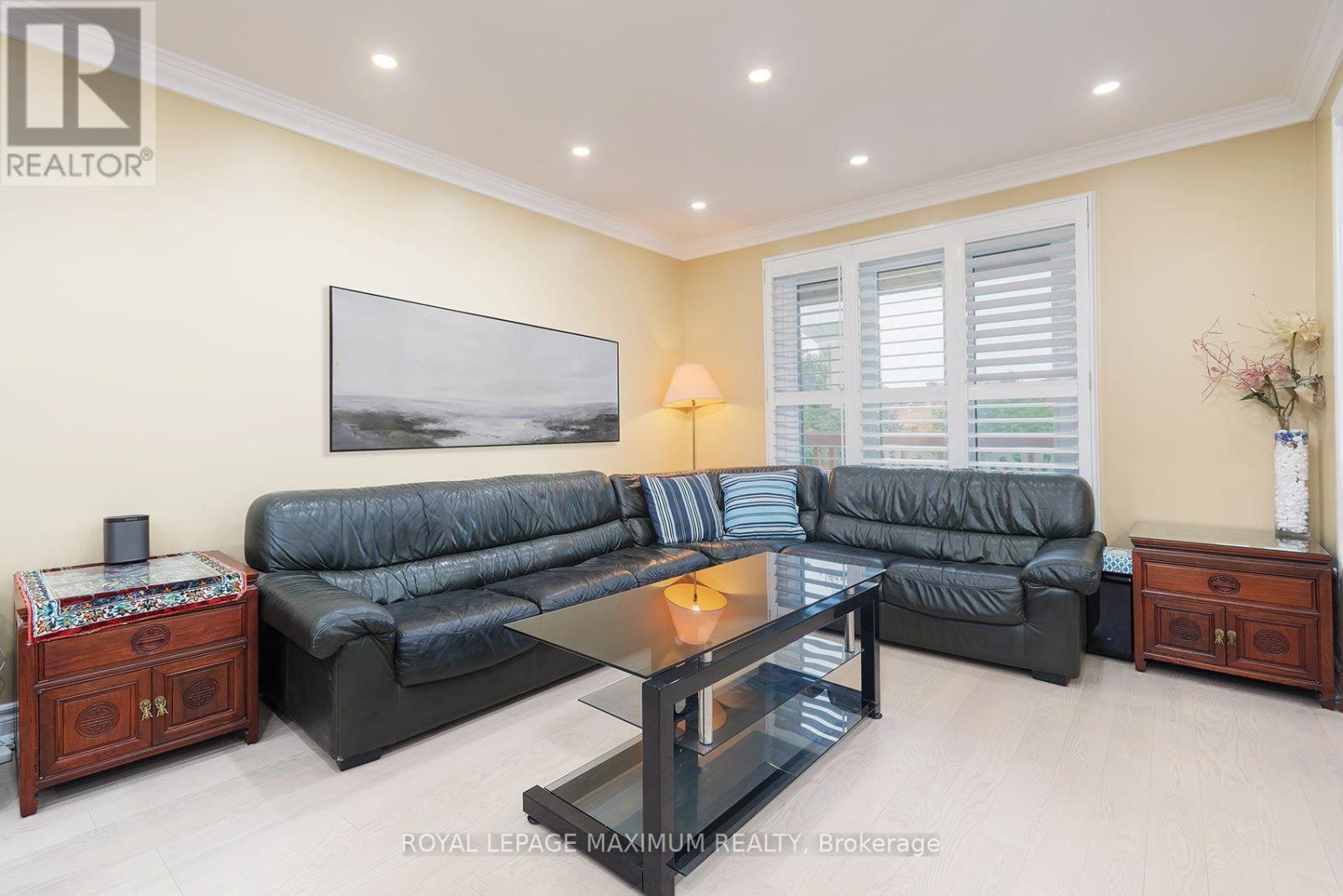 53 Aberdeen Avenue, Vaughan, Ontario  L4L 1C1 - Photo 11 - N13706130