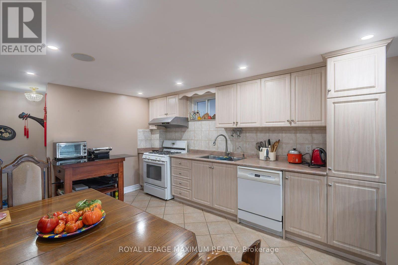53 Aberdeen Avenue, Vaughan, Ontario  L4L 1C1 - Photo 29 - N13706130