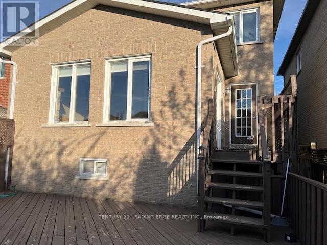 180 Stone Road, Aurora, Ontario  L4G 6Y9 - Photo 2 - N13706188