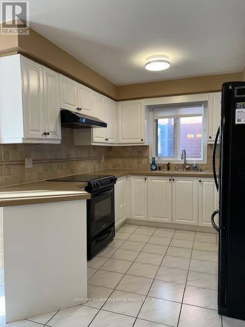 180 Stone Road, Aurora, Ontario  L4G 6Y9 - Photo 4 - N13706188