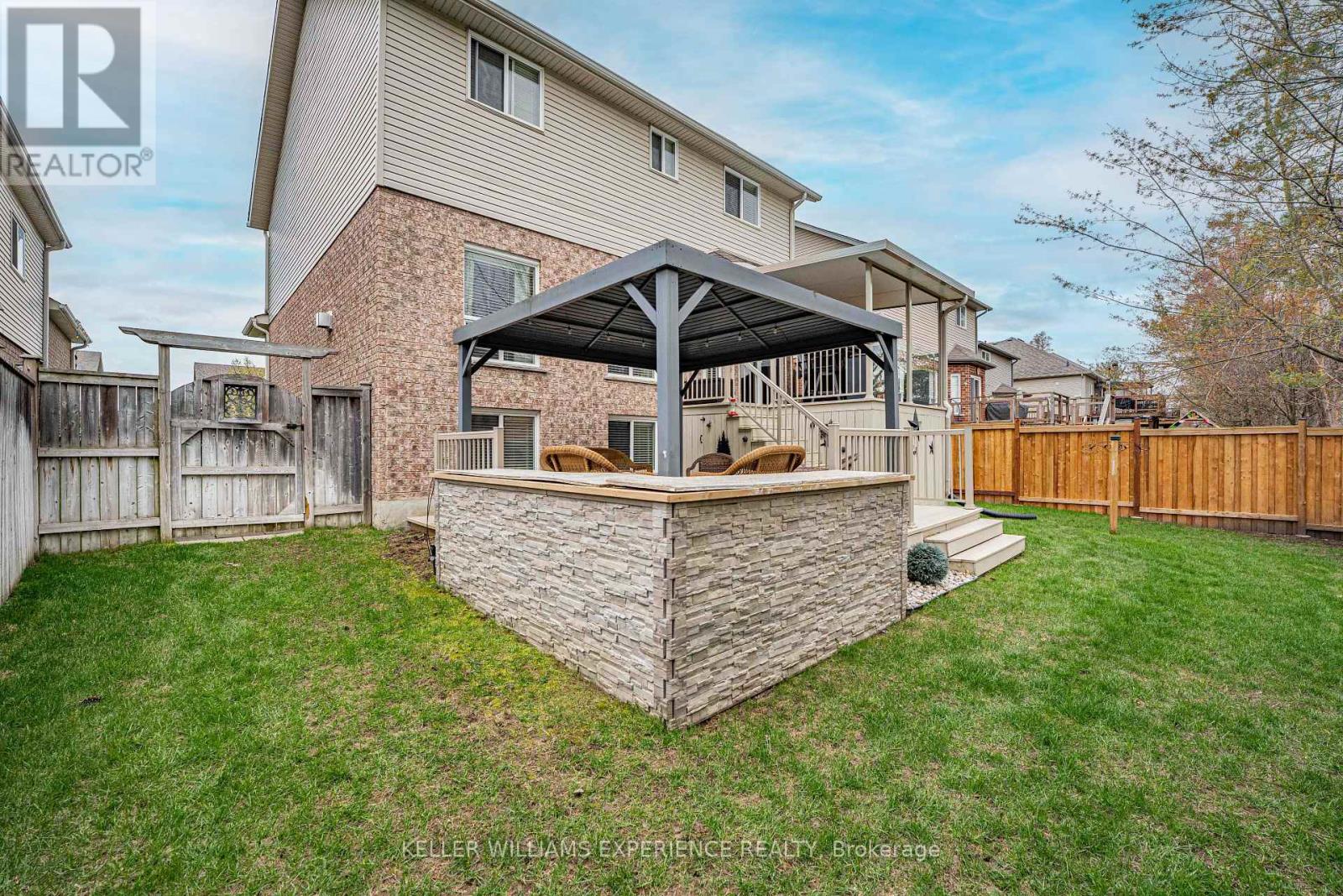 87 Armeda Clow Crescent, Essa, Ontario  L3W 0H6 - Photo 39 - N13706208