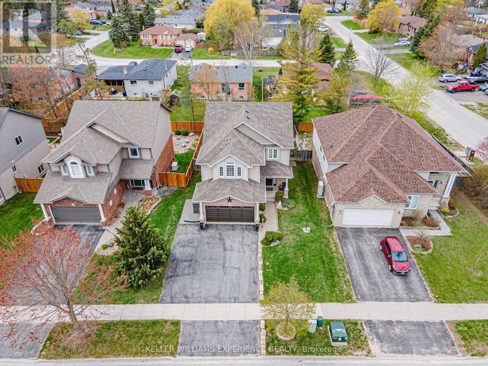 87 Armeda Clow Crescent, Essa, Ontario  L3W 0H6 - Photo 4 - N13706208