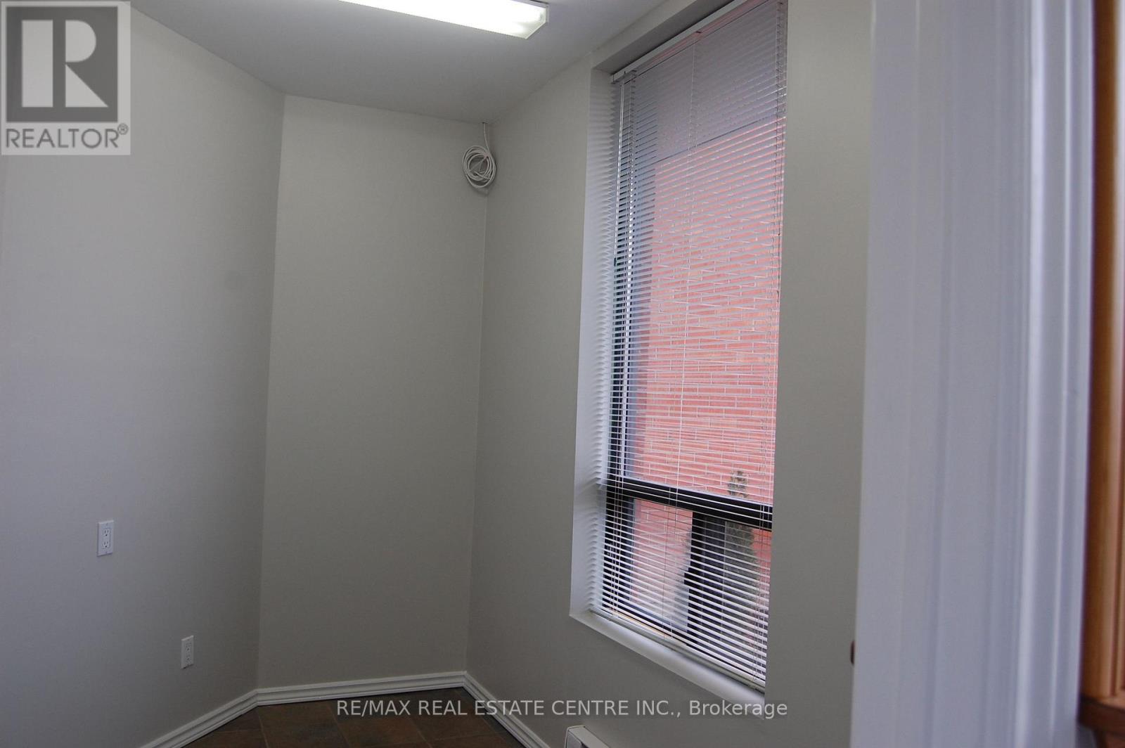 11 - 350 Woodbridge Avenue, Vaughan, Ontario  L4L 3K8 - Photo 7 - N13706258