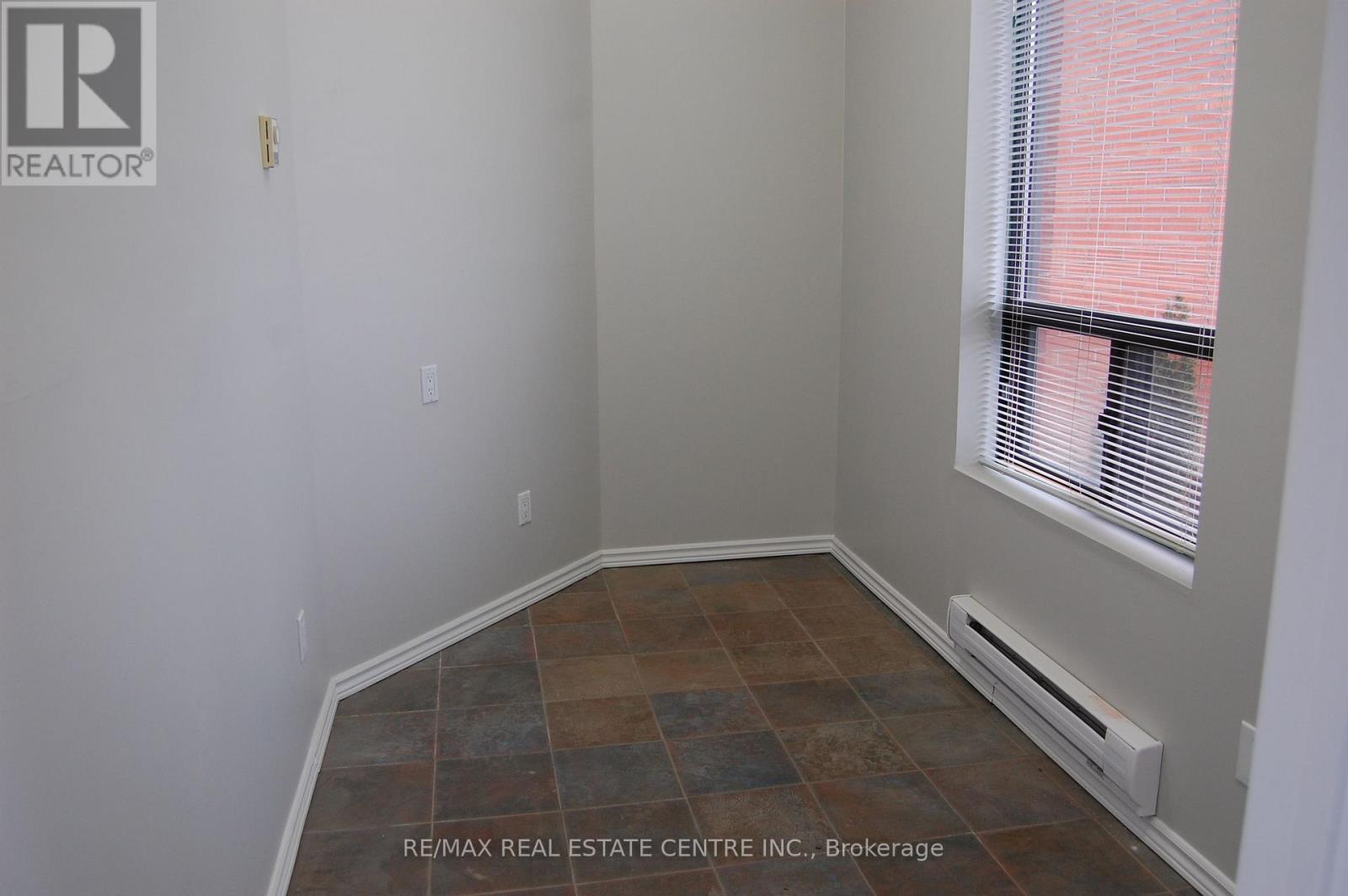 11 - 350 Woodbridge Avenue, Vaughan, Ontario  L4L 3K8 - Photo 8 - N13706258