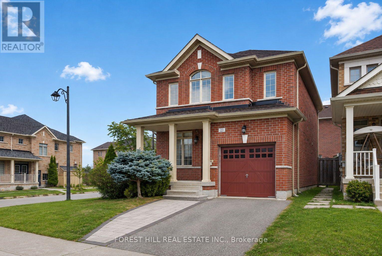 23 Cobb Street, Aurora, Ontario L4G 0W9 - Photo 2 - N13706286