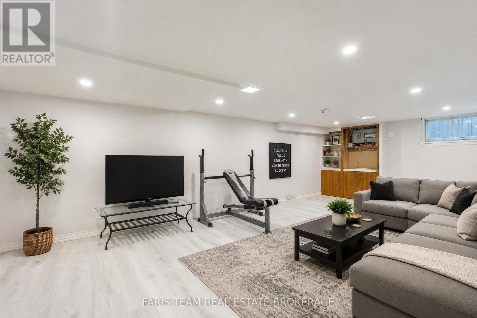136 Oriole Drive, East Gwillimbury, Ontario  L9N 1G9 - Photo 25 - N13706298