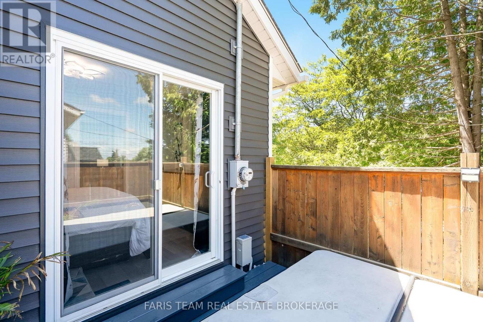 775 Ontario Street, Midland, Ontario  L4R 1A6 - Photo 17 - S13706024