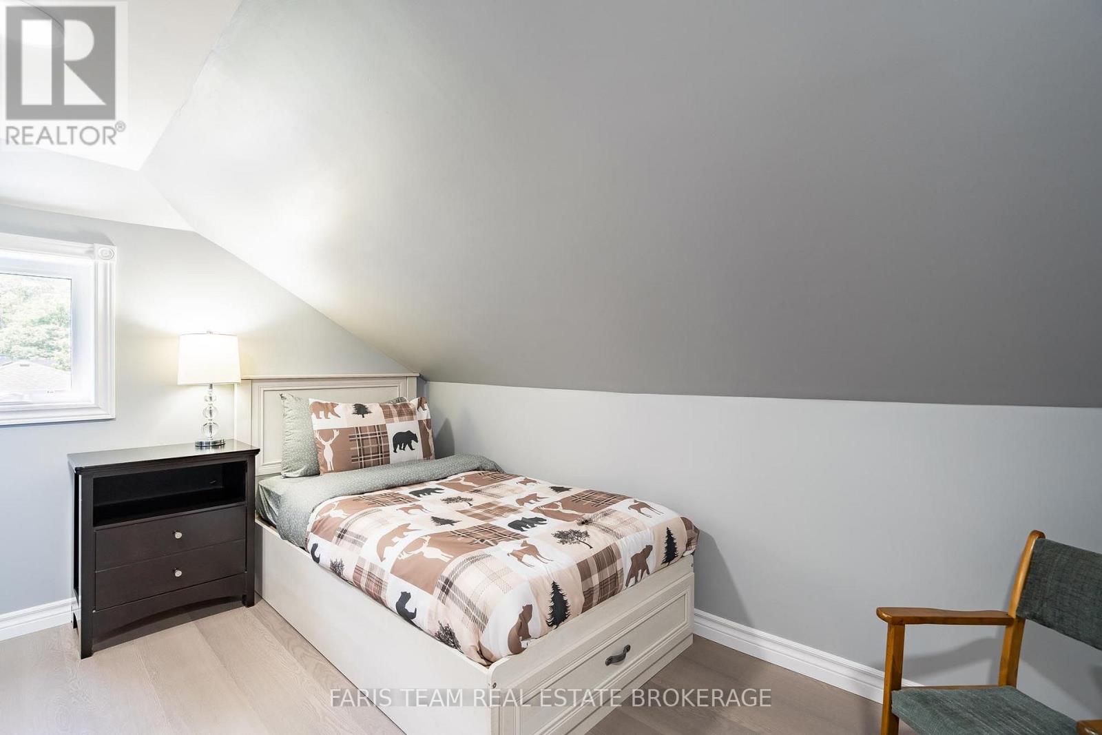 775 Ontario Street, Midland, Ontario  L4R 1A6 - Photo 20 - S13706024