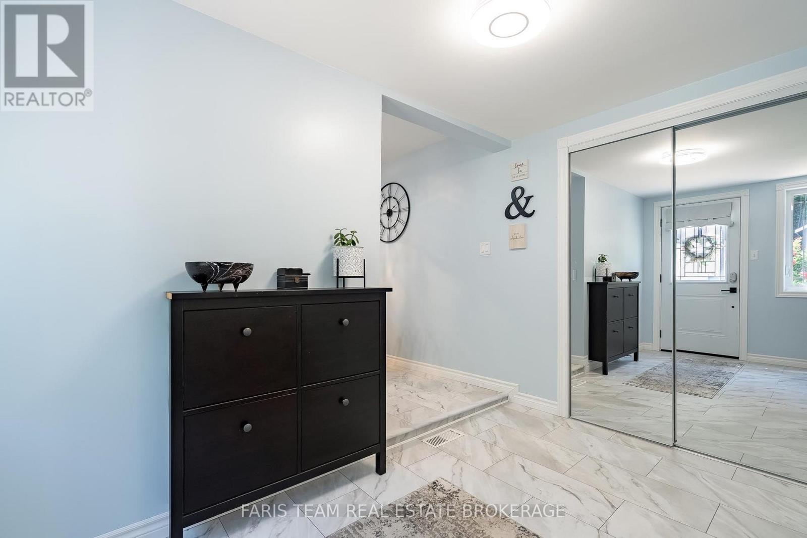 775 Ontario Street, Midland, Ontario  L4R 1A6 - Photo 6 - S13706024