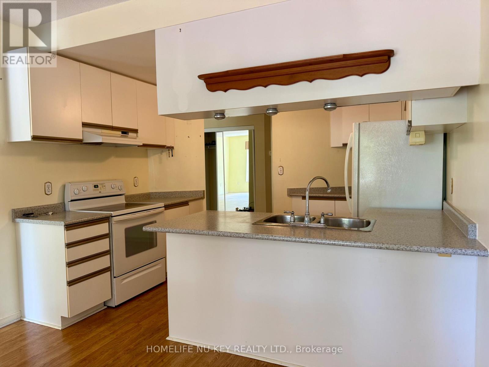 108 - 11 Beck Boulevard, Penetanguishene, Ontario  L9M 2G1 - Photo 6 - S13706140