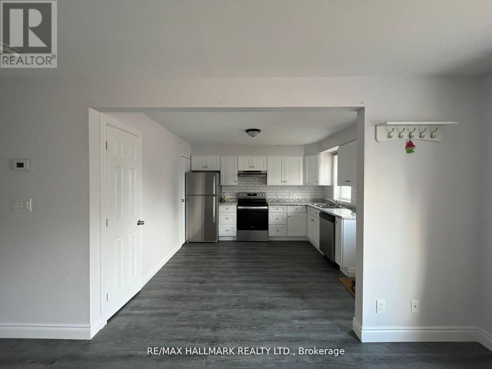 Main - 261 Wellington Street E, Barrie (Codrington), Ontario  L4M 2E4 - Photo 2 - S13706234