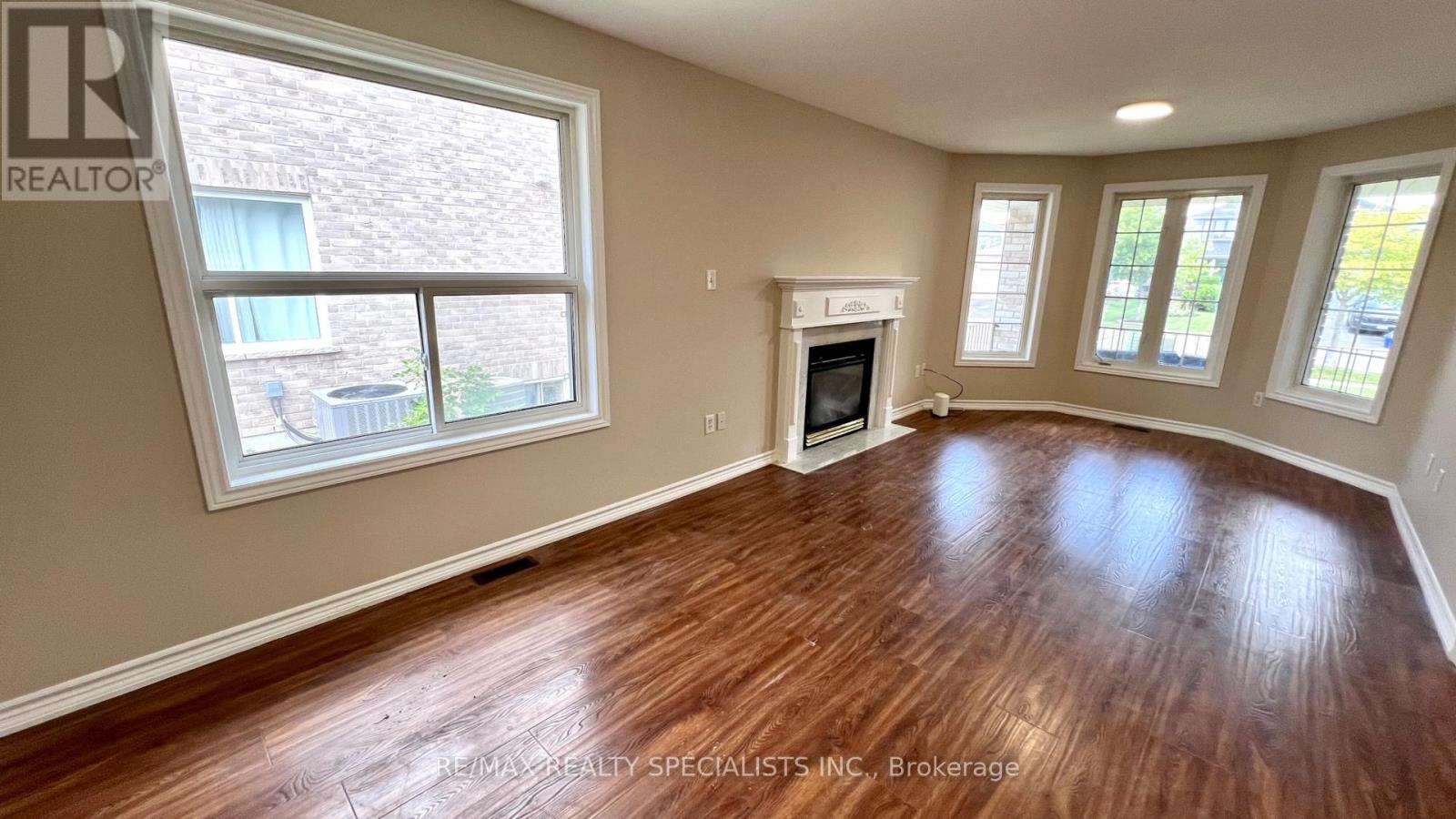 5 Russell Hill Drive, Barrie (Painswick South), Ontario  L4N 0C3 - Photo 7 - S13706308