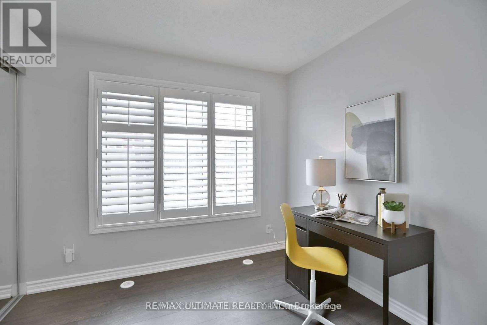 31 - 70 Eastwood Park Gardens, Toronto, Ontario  M8W 0B1 - Photo 10 - W13706064
