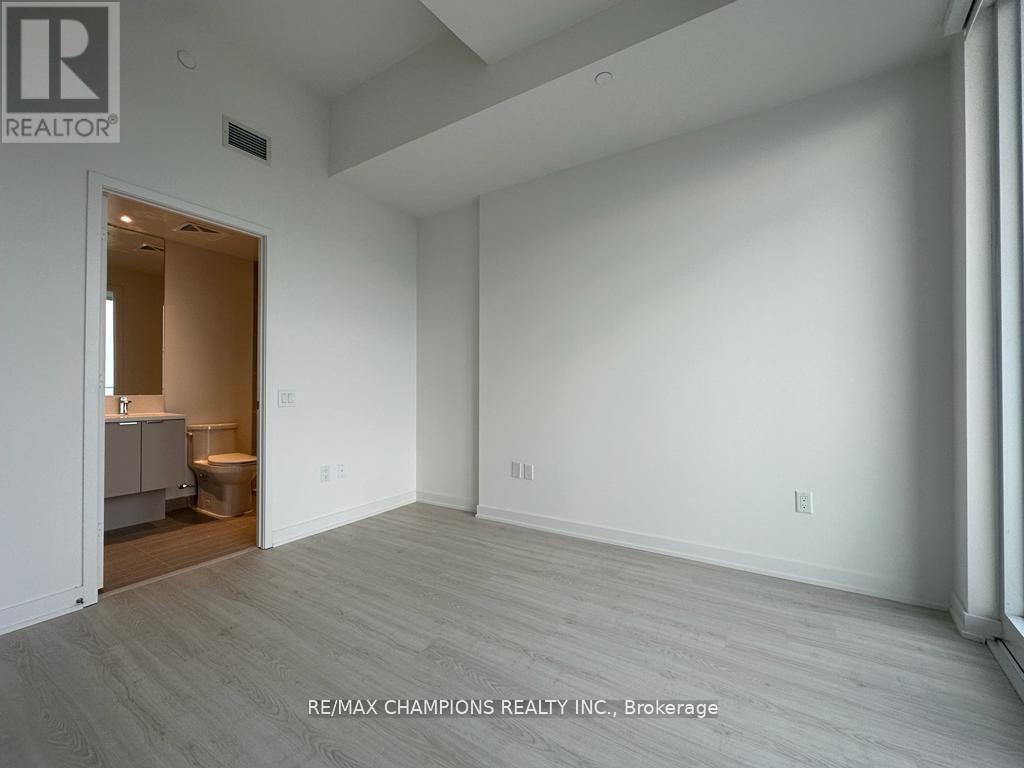 5905 - 3883 Quartz Road, Mississauga, Ontario  L5B 4M6 - Photo 15 - W13706090