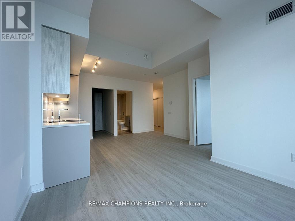 5905 - 3883 Quartz Road, Mississauga, Ontario  L5B 4M6 - Photo 4 - W13706090