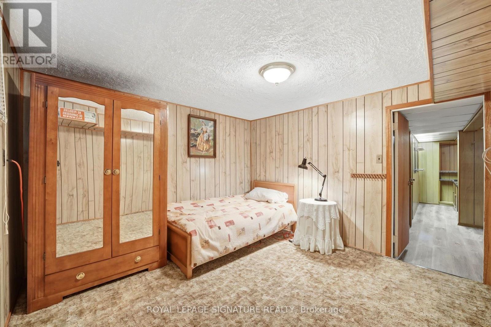 40 Kirk Bradden Road E, Toronto, Ontario  M8Y 2E7 - Photo 22 - W13706110