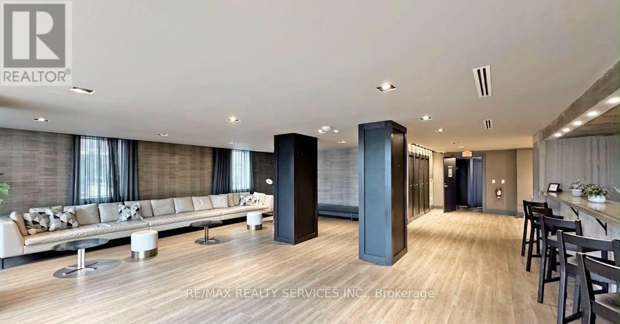 1004 - 1638 Bloor Street W, Toronto, Ontario M6P 0A6 - Photo 11 - W13706184