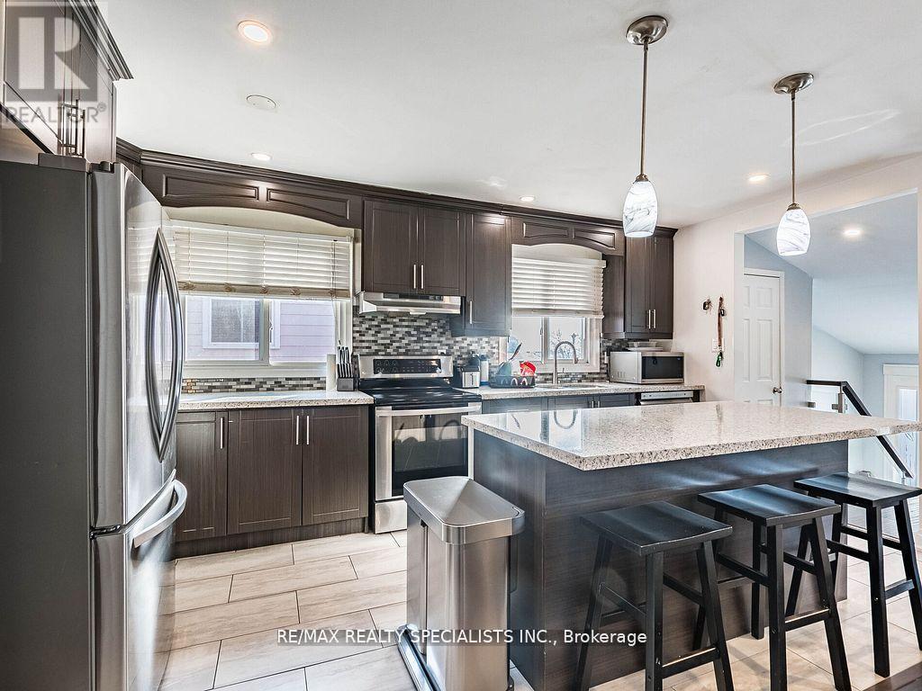 18 Ashford Court, Brampton, Ontario  L6V 2Z1 - Photo 17 - W13706198