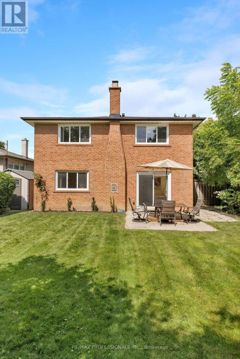 36 Thicket Road, Toronto, Ontario  M9C 2T6 - Photo 37 - W13706216