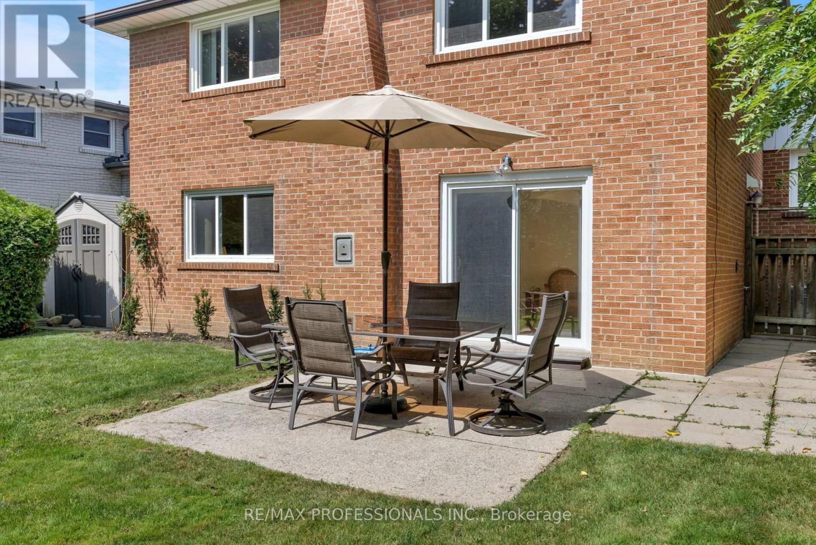 36 Thicket Road, Toronto, Ontario  M9C 2T6 - Photo 40 - W13706216