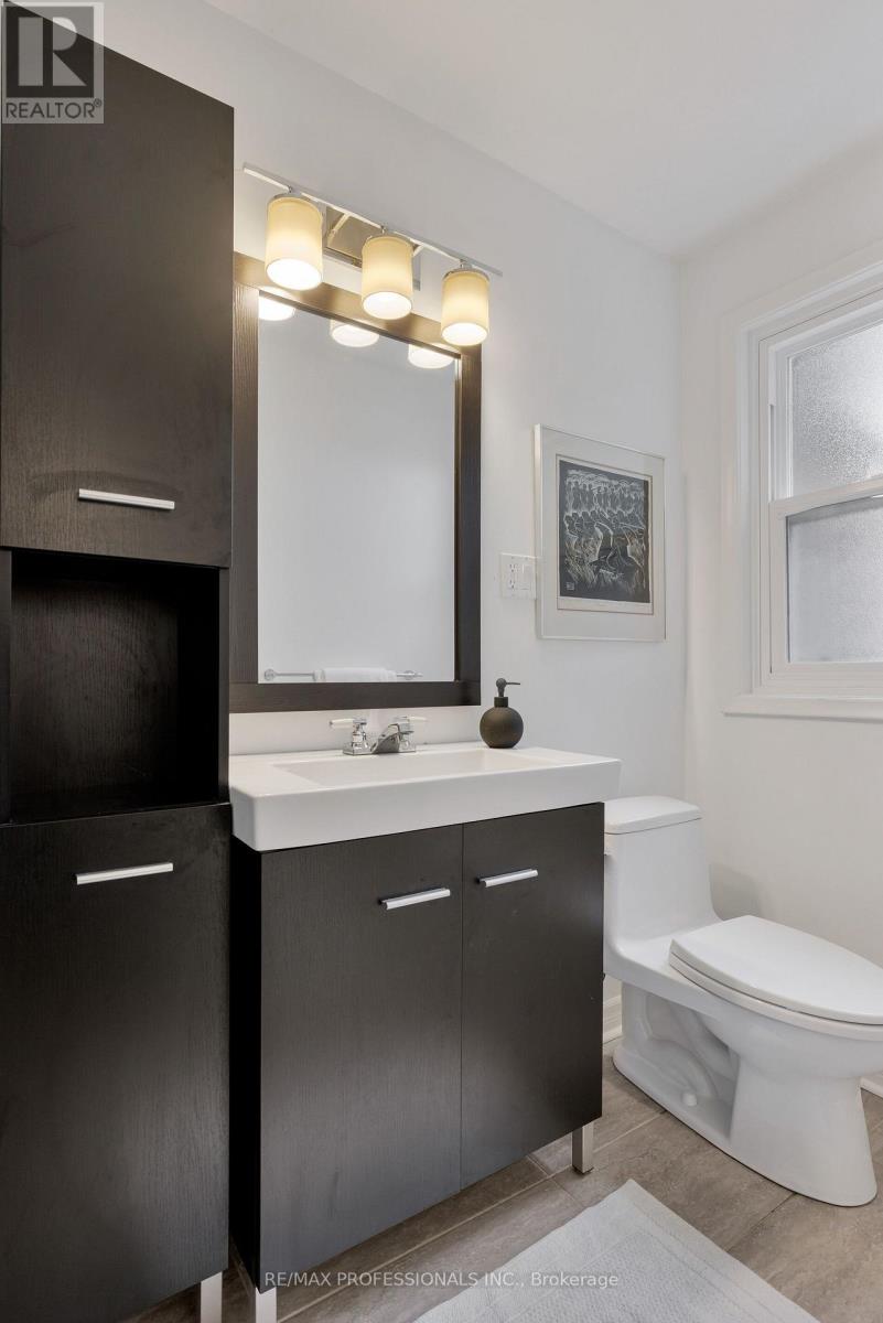 36 Thicket Road, Toronto, Ontario  M9C 2T6 - Photo 43 - W13706216