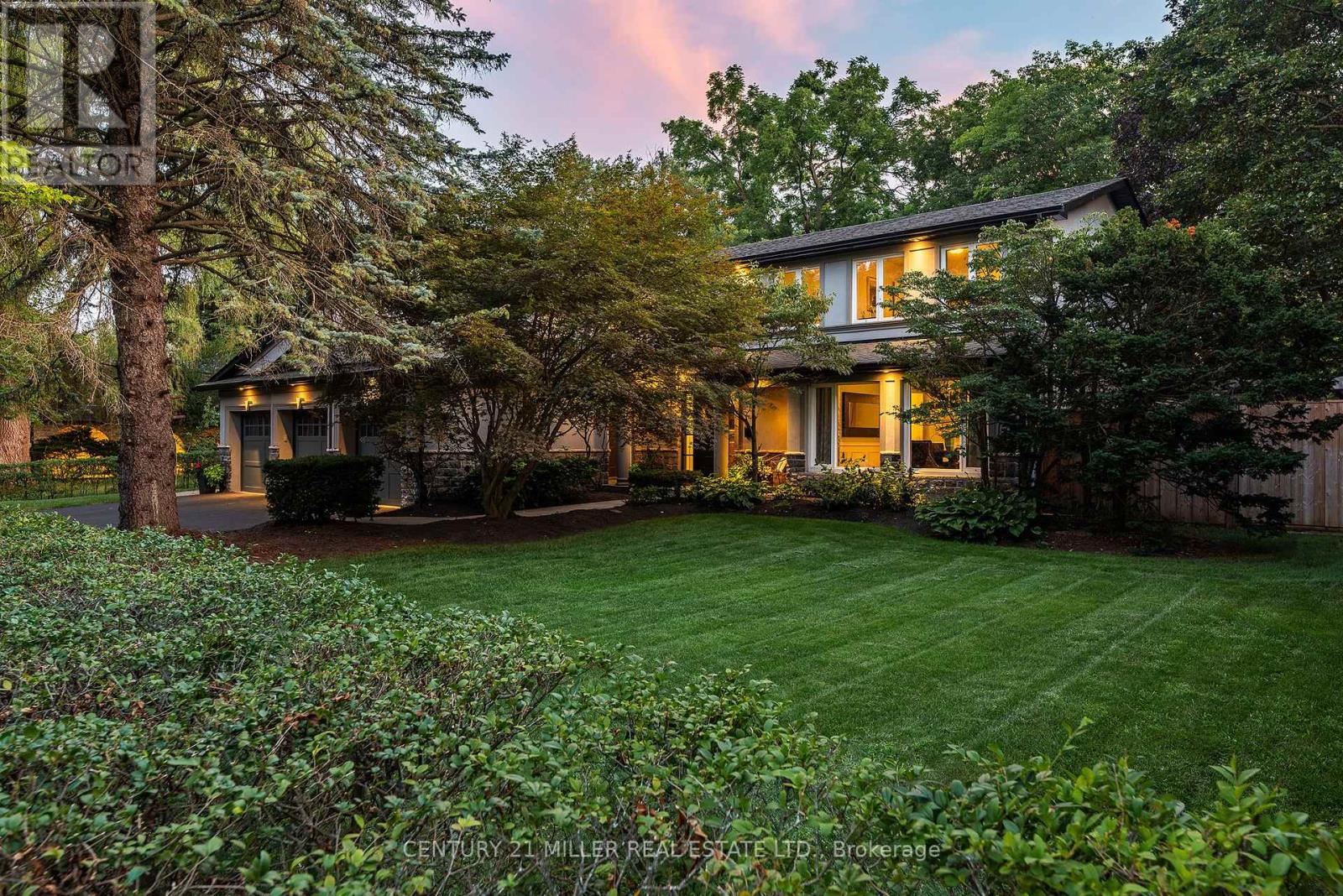 240 COLCHESTER DRIVE, Oakville, Ontario