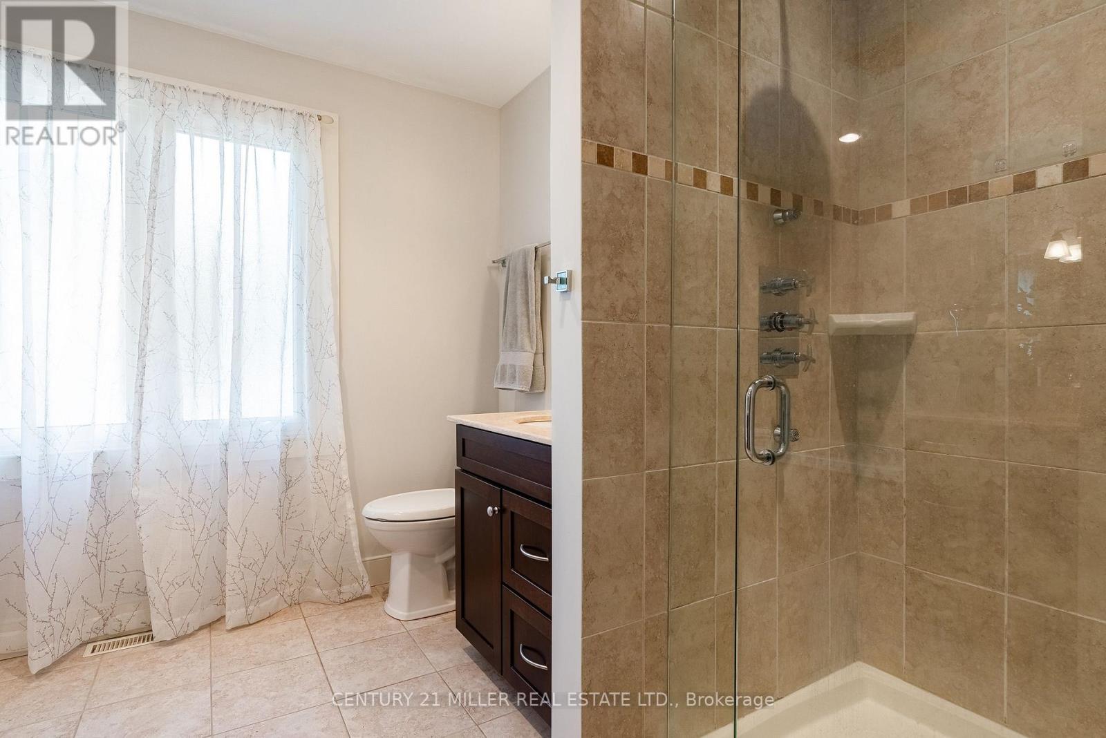 240 Colchester Drive, Oakville, Ontario  L6J 5S5 - Photo 26 - W13706220