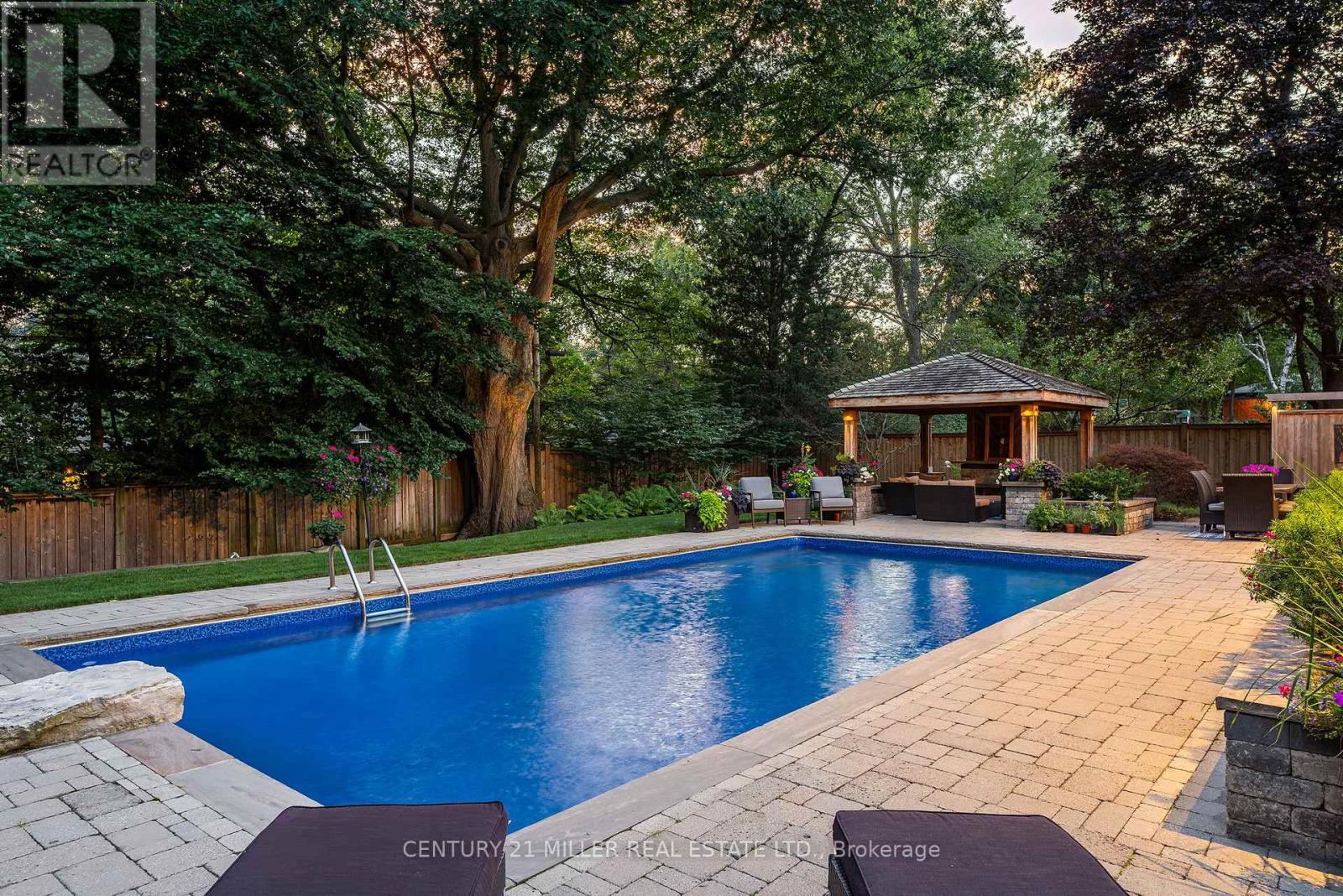 240 Colchester Drive, Oakville, Ontario  L6J 5S5 - Photo 43 - W13706220