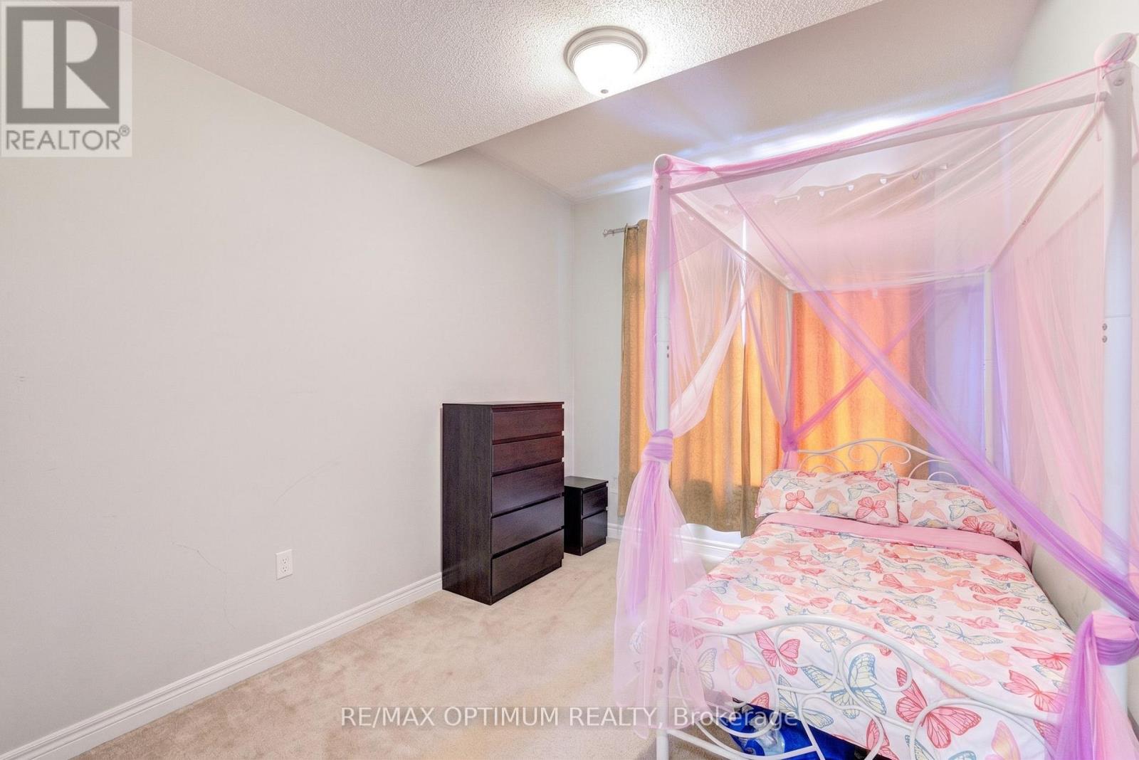 12 Franktown Drive, Brampton, Ontario  L6P 3N3 - Photo 18 - W13706224