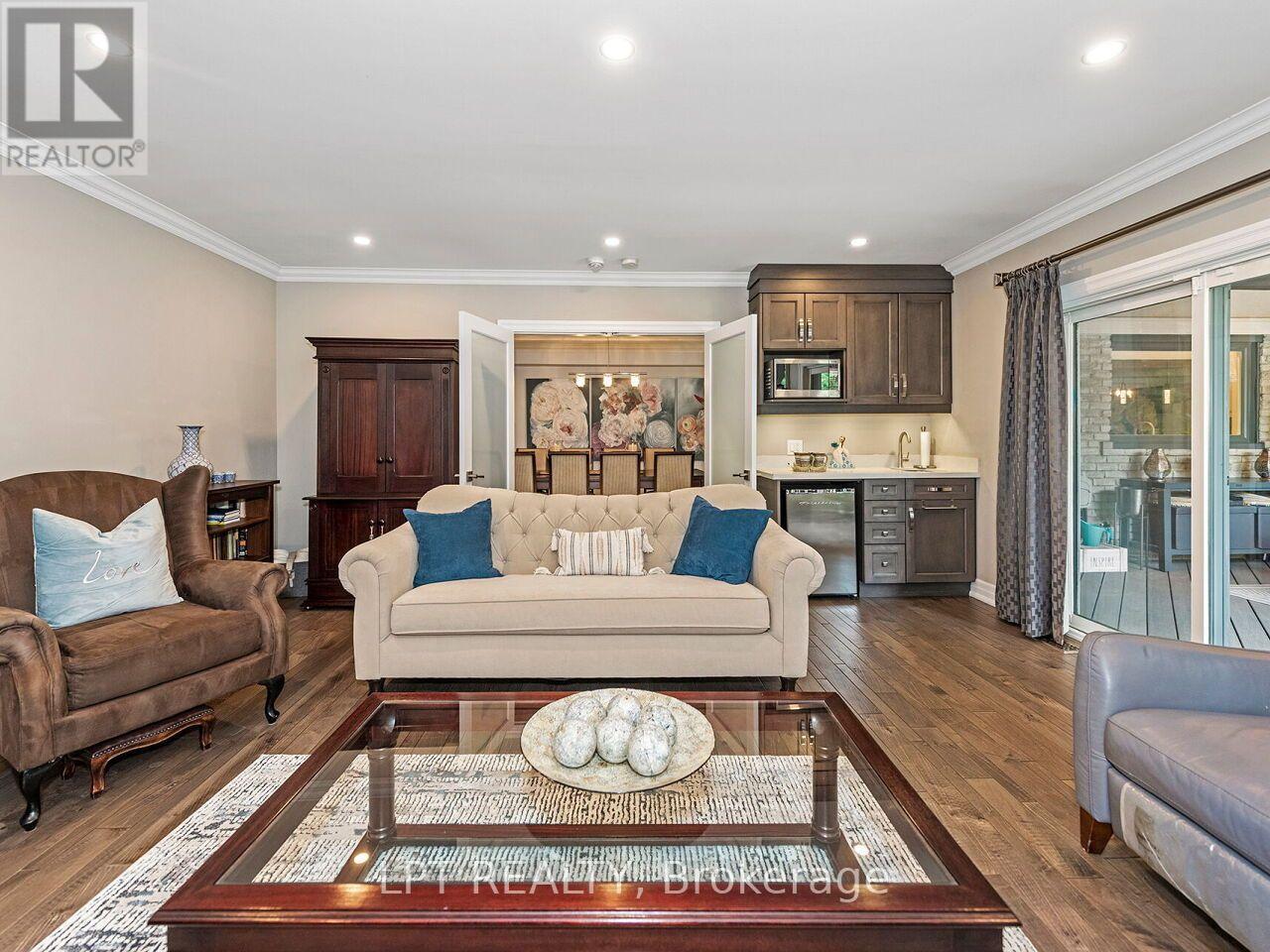 493 Tipperton Crescent, Oakville, Ontario  L6L 5E1 - Photo 18 - W13706274