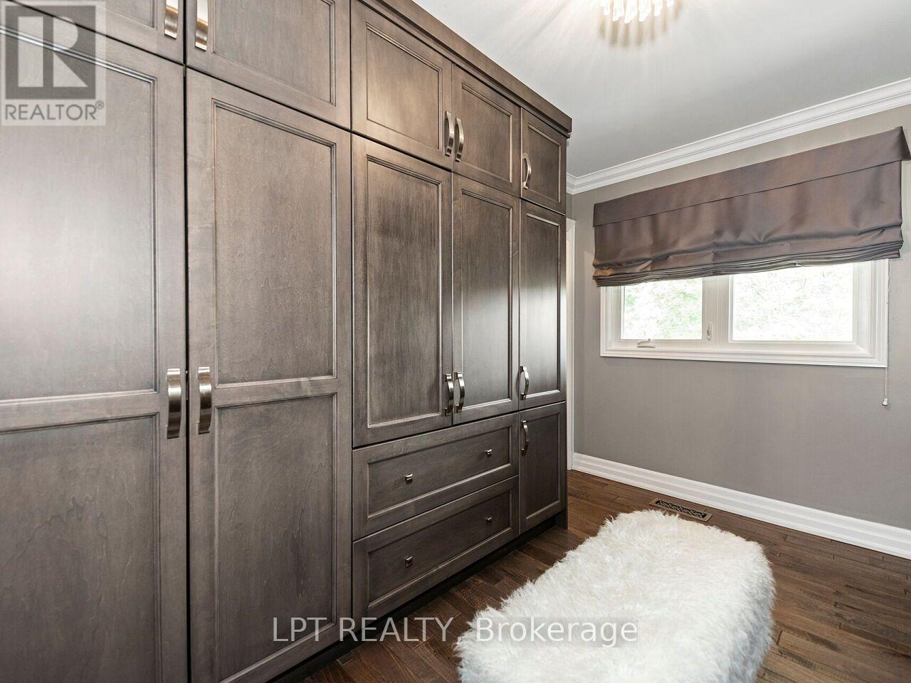 493 Tipperton Crescent, Oakville, Ontario  L6L 5E1 - Photo 26 - W13706274