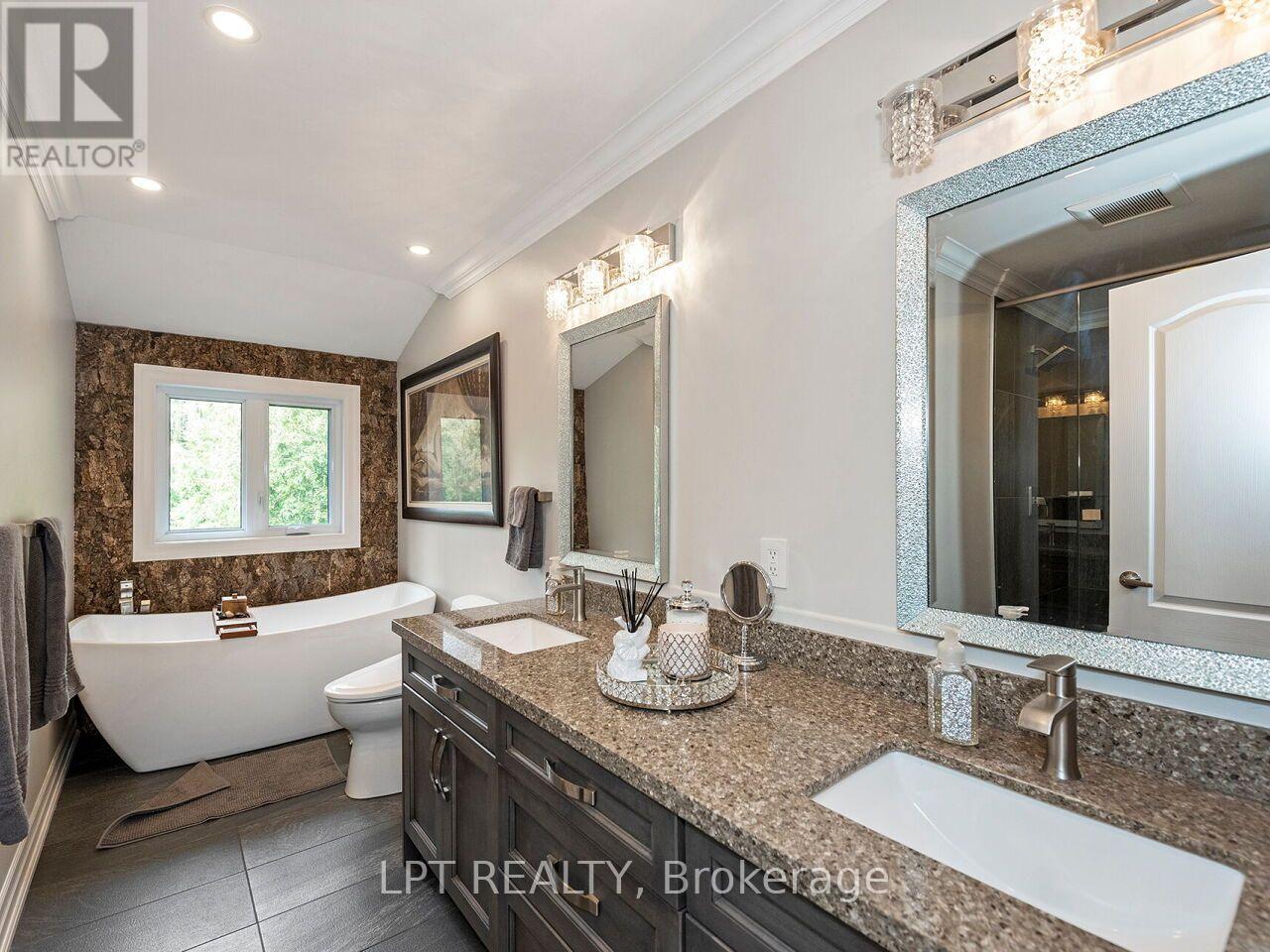 493 Tipperton Crescent, Oakville, Ontario  L6L 5E1 - Photo 27 - W13706274