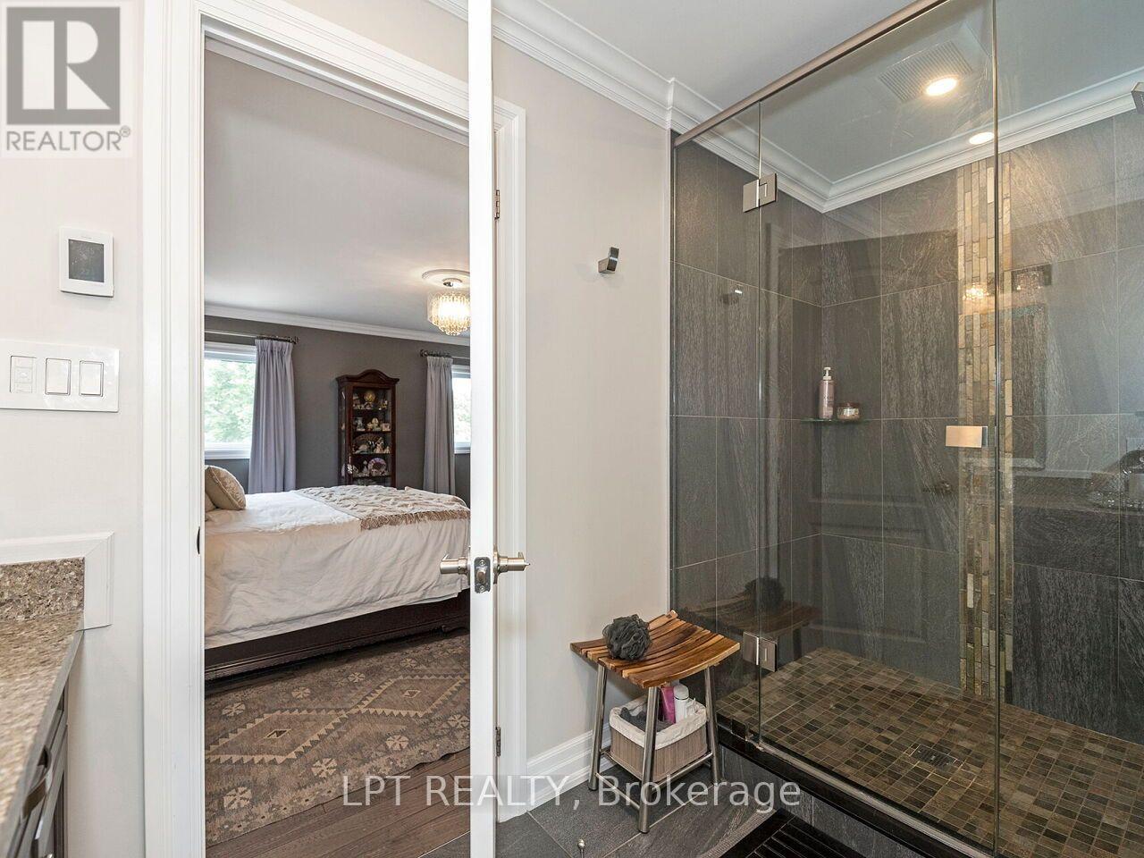 493 Tipperton Crescent, Oakville, Ontario  L6L 5E1 - Photo 29 - W13706274