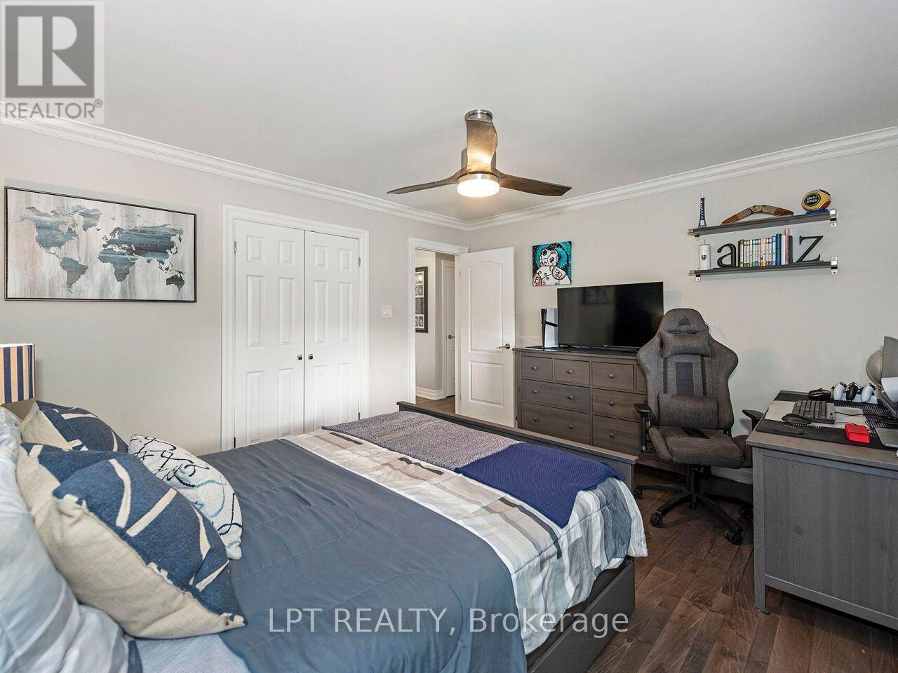 493 Tipperton Crescent, Oakville, Ontario  L6L 5E1 - Photo 33 - W13706274