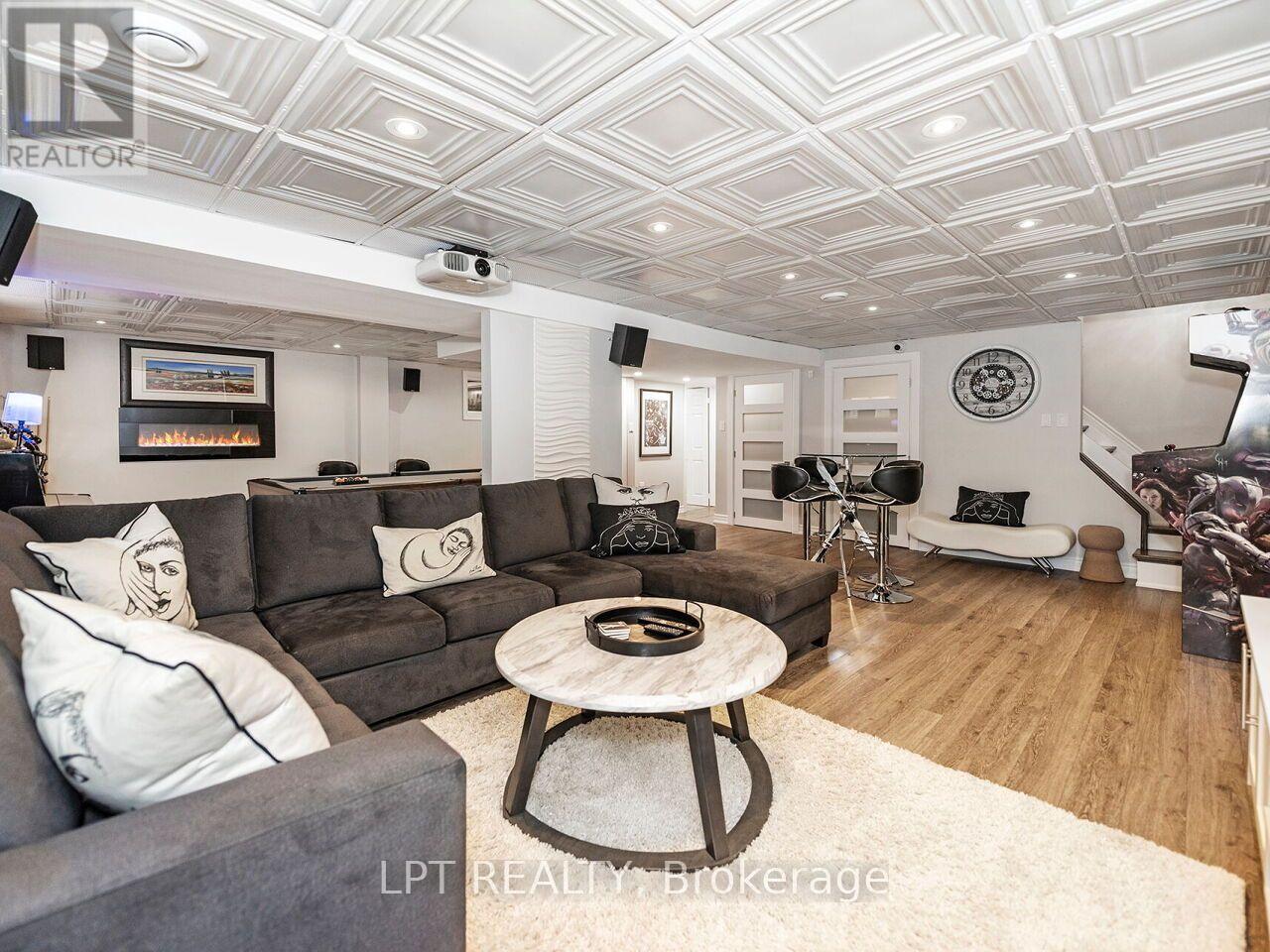 493 Tipperton Crescent, Oakville, Ontario  L6L 5E1 - Photo 37 - W13706274