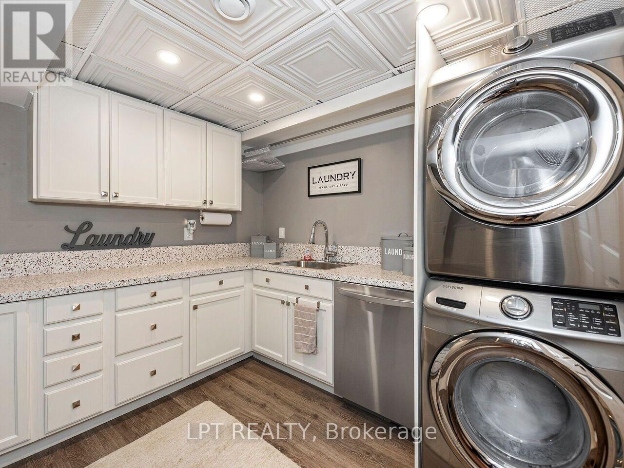 493 Tipperton Crescent, Oakville, Ontario  L6L 5E1 - Photo 41 - W13706274