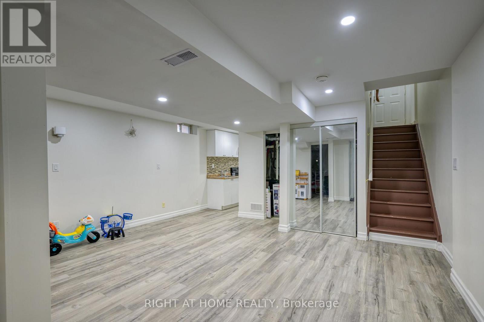 6683 Opera Glass Crescent, Mississauga, Ontario  L5W 1R8 - Photo 34 - W13706280