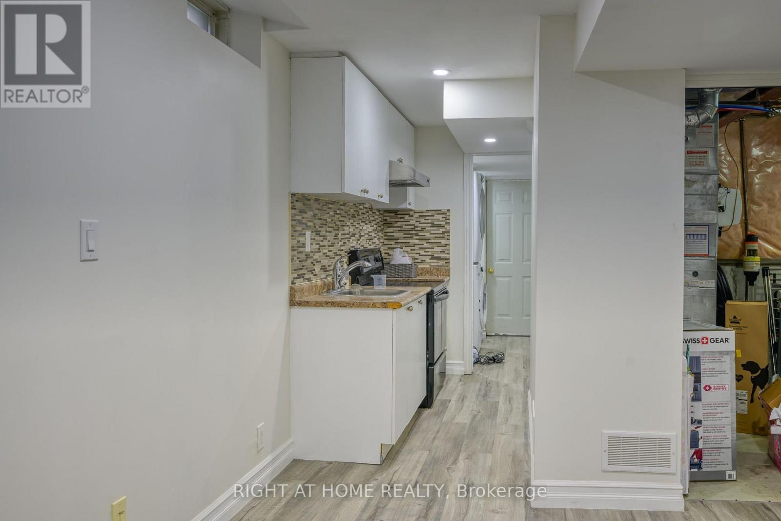 6683 Opera Glass Crescent, Mississauga, Ontario  L5W 1R8 - Photo 37 - W13706280