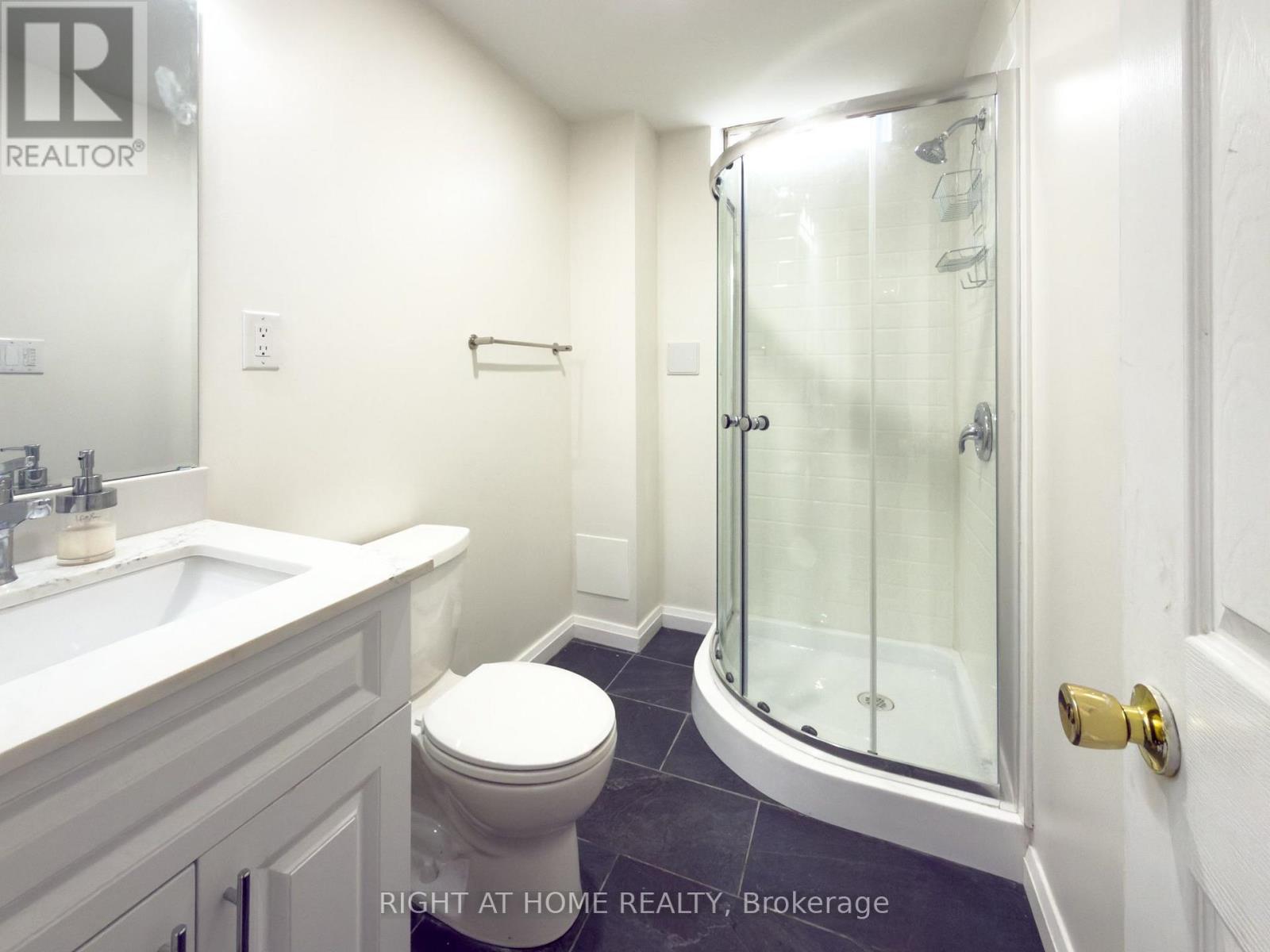 6683 Opera Glass Crescent, Mississauga, Ontario  L5W 1R8 - Photo 38 - W13706280