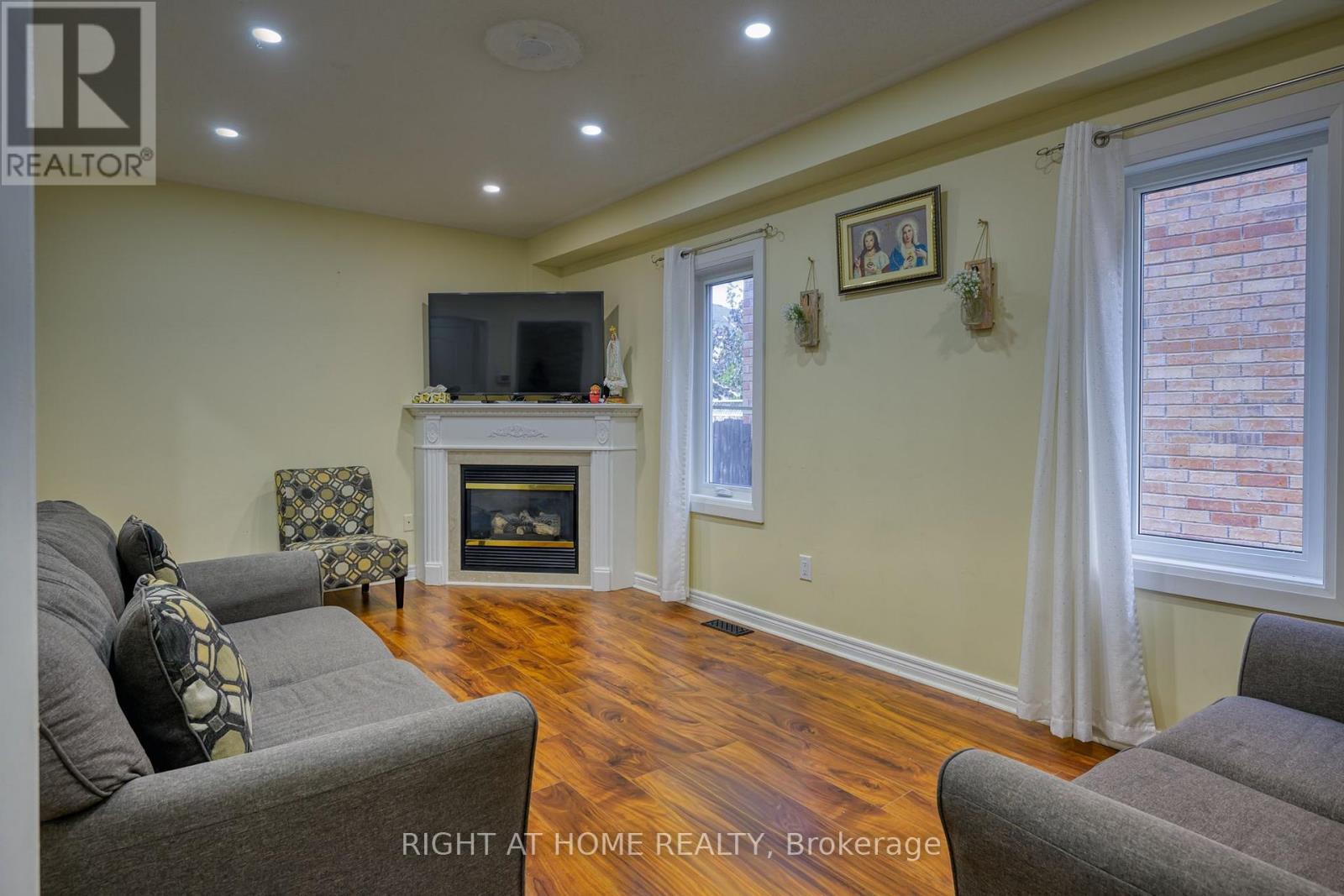 6683 Opera Glass Crescent, Mississauga, Ontario  L5W 1R8 - Photo 7 - W13706280
